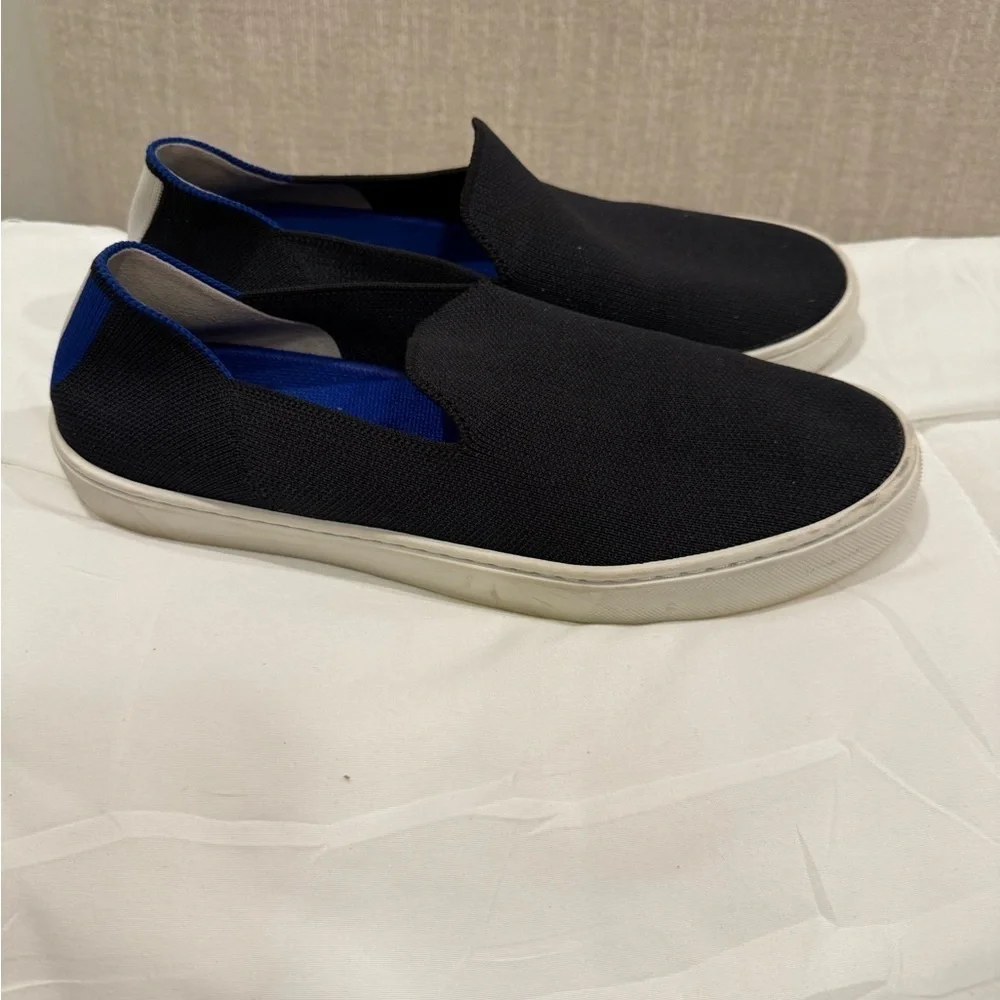 Rothy’s Women’s Loafers – Black & Blue Slip-Ons – Size 8.5